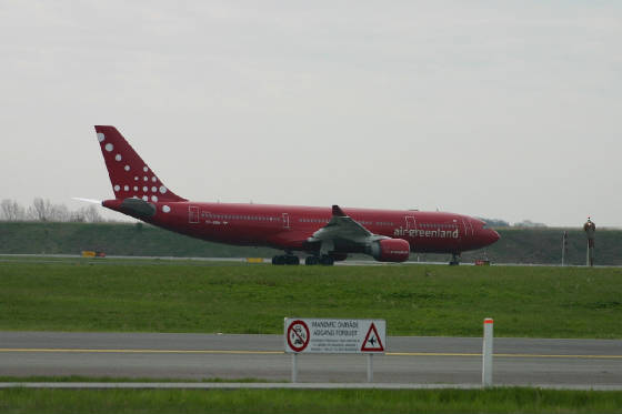 Air Greenland  A330   oygrn  11-05-10