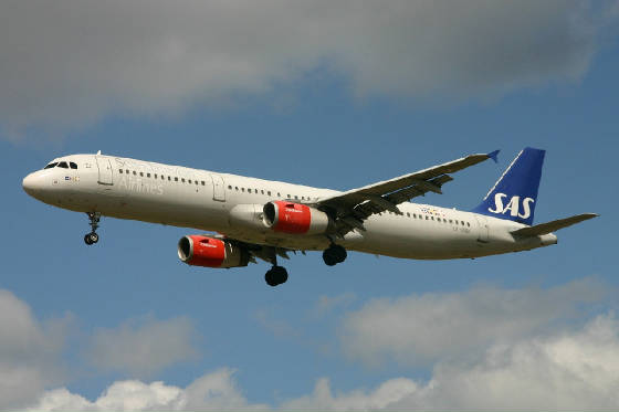 SAS  A321  oykbk   10-05-10
