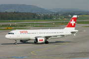 Swiss  A320  hb ijw  01-05-06