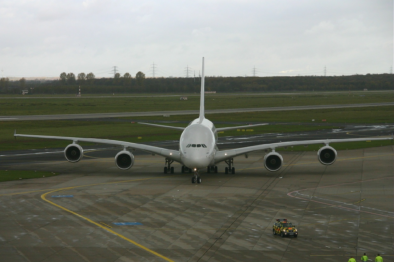 Airbus A380 f wxxl 12-11-06