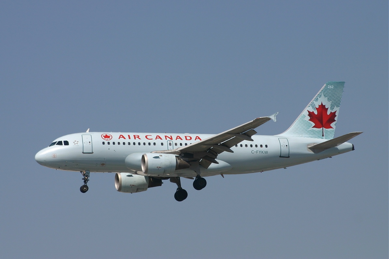 Air Canada  A319 c fykw 22-09-05