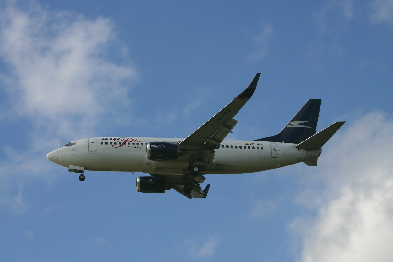 Airplus 737 ec ips 03-05-05 (LGW)