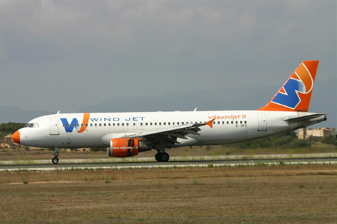Windjet A320 ei dfo 13-09-06